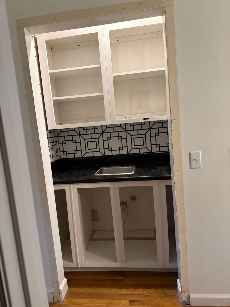 wet bar with no cabinet doors